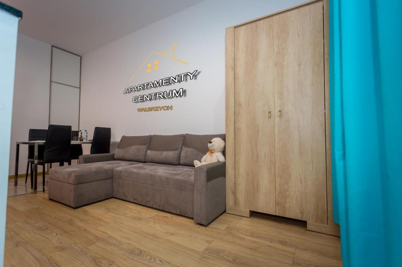 Centrum Red Apartament Leilighet Wałbrzych Eksteriør bilde